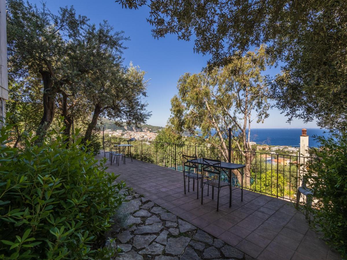 Ulivi Apt Villa Sorrento Ngoại thất bức ảnh